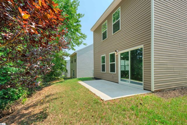 648 Millsgate Circle, Boiling Springs, SC 29316