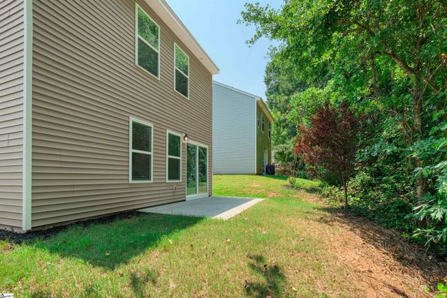 648 Millsgate Circle, Boiling Springs, SC 29316