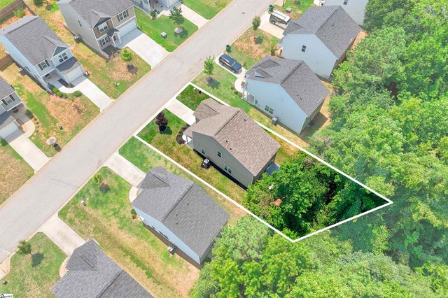 648 Millsgate Circle, Boiling Springs, SC 29316