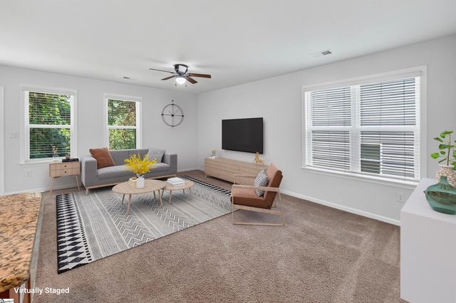 648 Millsgate Circle, Boiling Springs, SC 29316