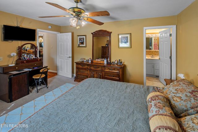 1236 Blockhouse Rd, Maryville, TN 37803