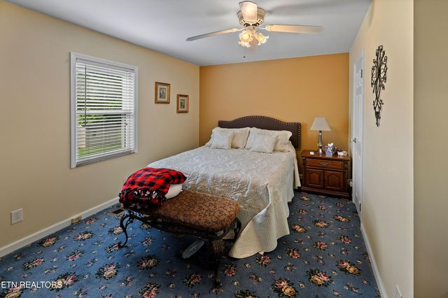 1236 Blockhouse Rd, Maryville, TN 37803