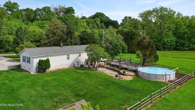 1236 Blockhouse Rd, Maryville, TN 37803