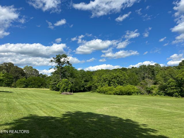 1236 Blockhouse Rd, Maryville, TN 37803