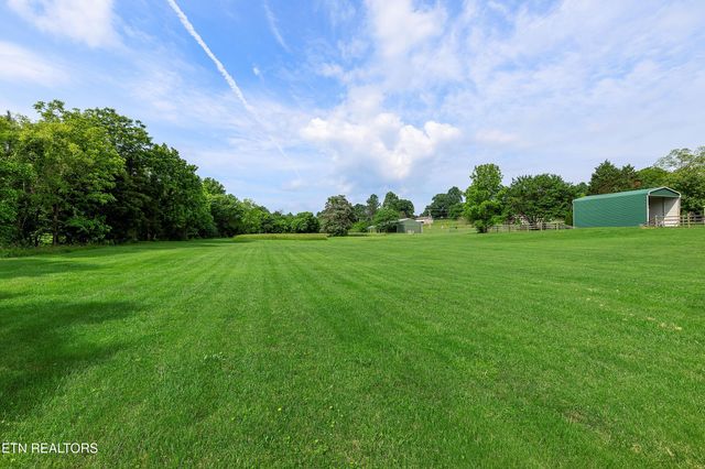 1236 Blockhouse Rd, Maryville, TN 37803