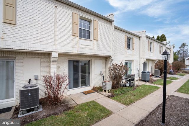 973 STRATFORD CT, State College, PA 16801