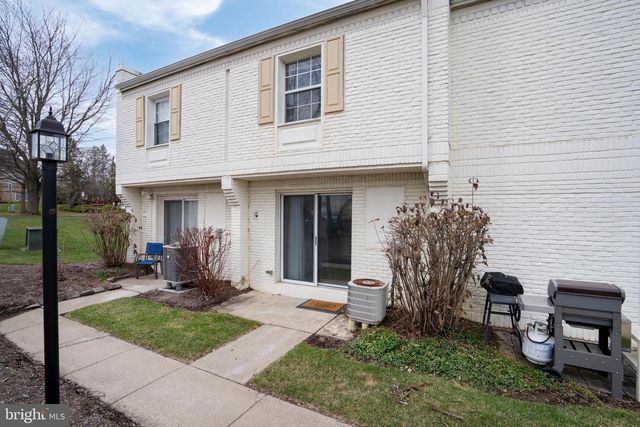 973 STRATFORD CT, State College, PA 16801