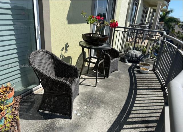 2625 NE 14th Ave 406, Wilton Manors, FL 33334