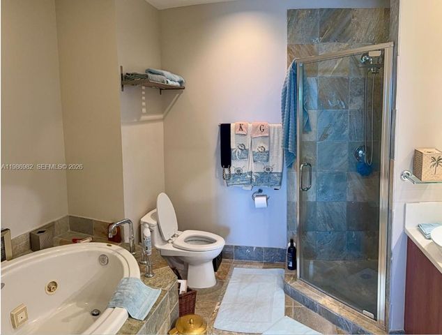 2625 NE 14th Ave 406, Wilton Manors, FL 33334