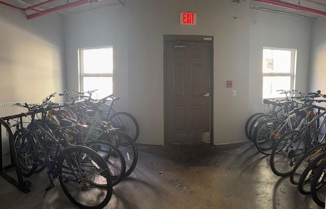 2625 NE 14th Ave 406, Wilton Manors, FL 33334