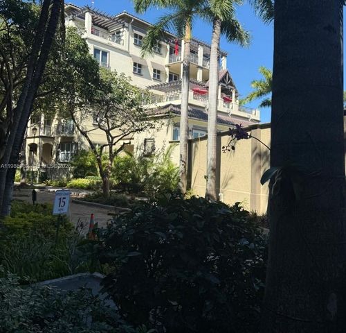 2625 NE 14th Ave 406, Wilton Manors, FL 33334