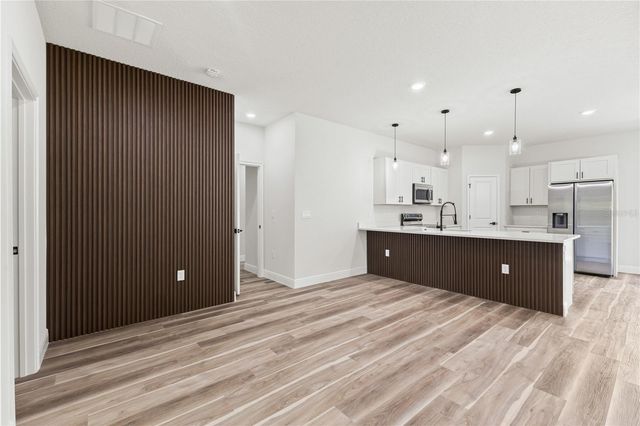 5217 SW 165TH STREET ROAD, Ocala, FL 34473