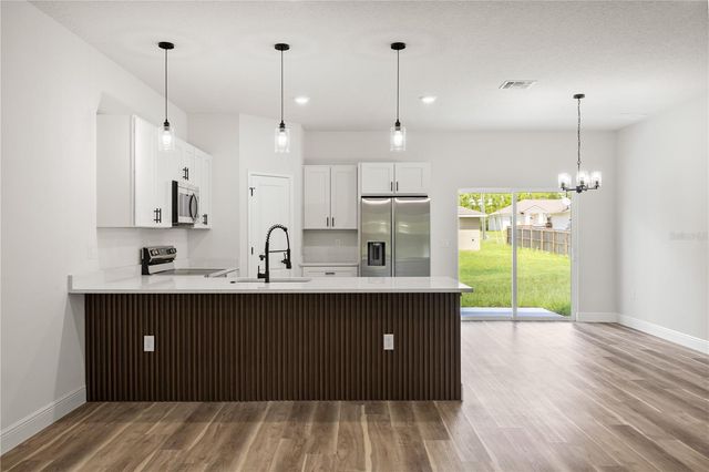 5217 SW 165TH STREET ROAD, Ocala, FL 34473