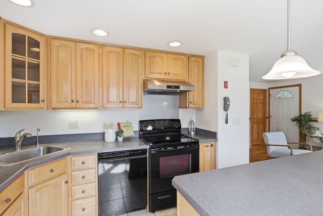 111 Nashua Rd, Billerica, MA 01862