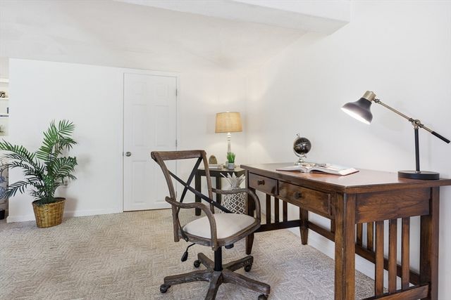 111 Nashua Rd, Billerica, MA 01862