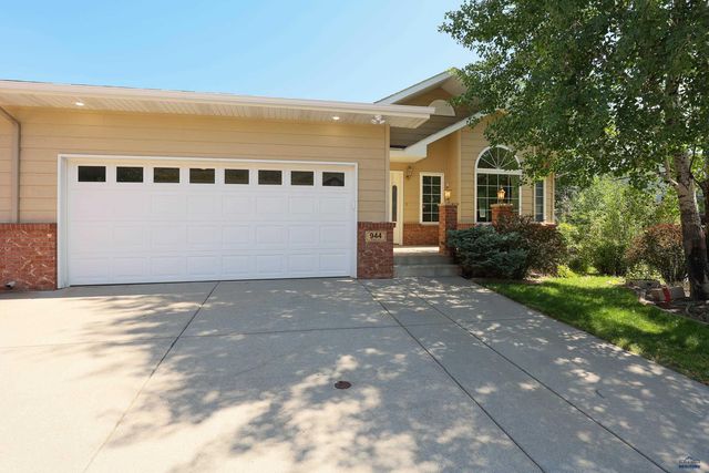 944 STAHL CT, Rapid City, SD 57701