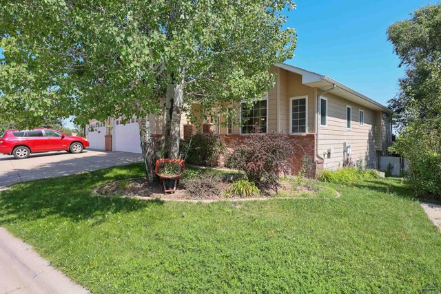 944 STAHL CT, Rapid City, SD 57701