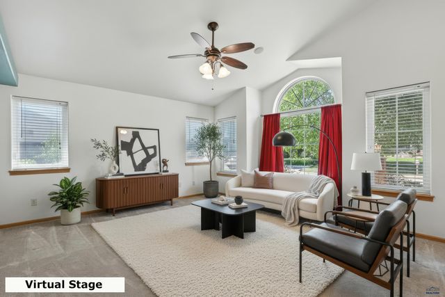 944 STAHL CT, Rapid City, SD 57701