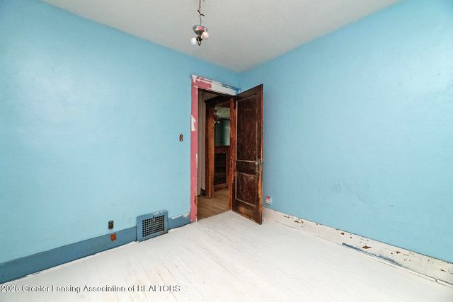 927 Mahlon Street, Lansing, MI 48906