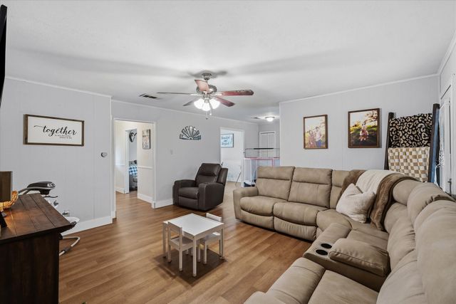 700 Amy Street, Canton, TX 75103