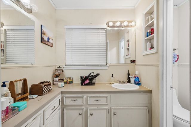 700 Amy Street, Canton, TX 75103