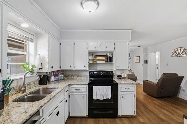 700 Amy Street, Canton, TX 75103