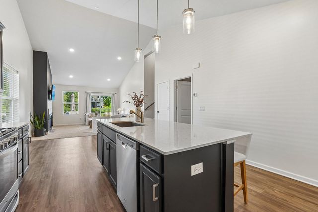 1066 Meadow Lane, Waconia, MN 55387