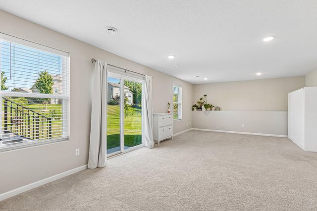 1066 Meadow Lane, Waconia, MN 55387