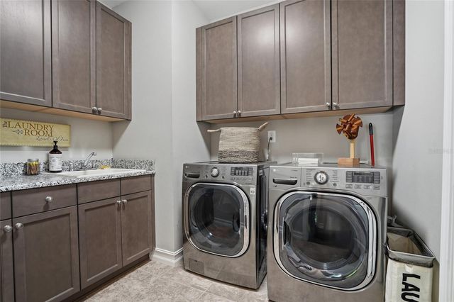 28555 CORBARA PLACE, Wesley Chapel, FL 33543