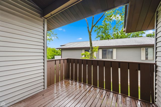 13 Elm Court 1, Bolingbrook, IL 60440