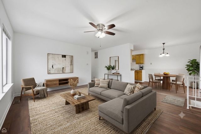 13 Elm Court 1, Bolingbrook, IL 60440