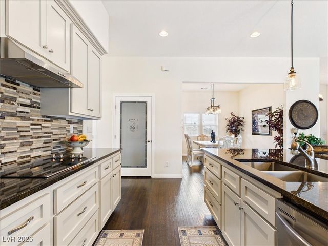 3201 South Underbrush Avenue, Pahrump, NV 89048