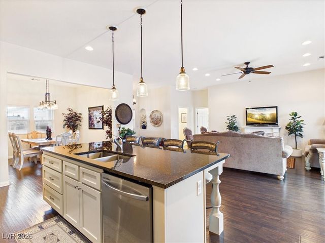 3201 South Underbrush Avenue, Pahrump, NV 89048