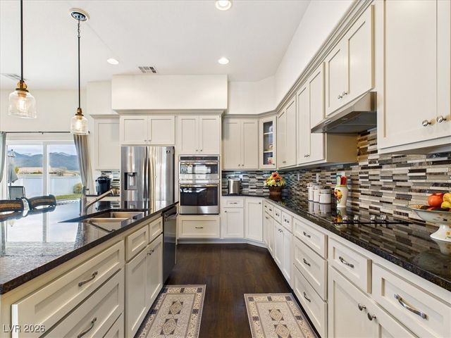 3201 South Underbrush Avenue, Pahrump, NV 89048