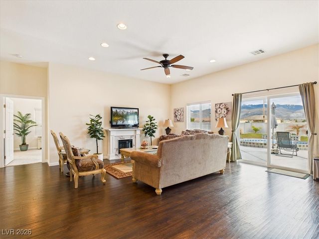 3201 South Underbrush Avenue, Pahrump, NV 89048