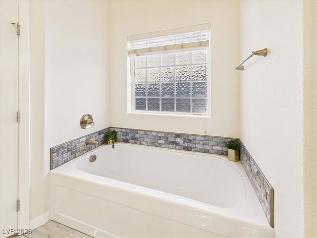 3201 South Underbrush Avenue, Pahrump, NV 89048