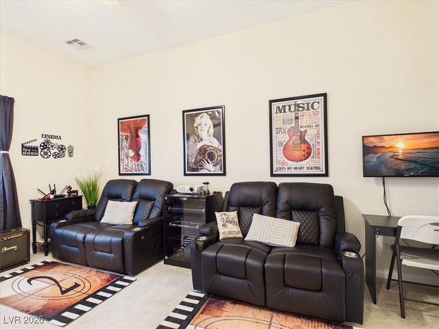 3201 South Underbrush Avenue, Pahrump, NV 89048