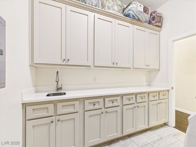 3201 South Underbrush Avenue, Pahrump, NV 89048