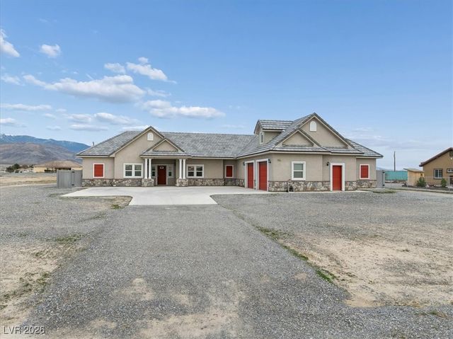 3201 South Underbrush Avenue, Pahrump, NV 89048