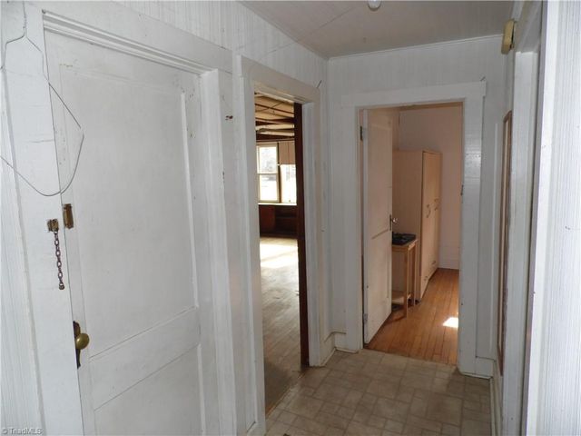 232 Riverview Drive, Sparta, NC 28675