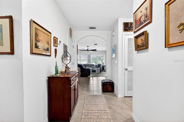 508 HICKORY COURSE LOOP, Ocala, FL 34472