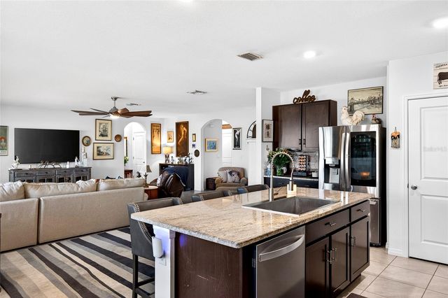 508 HICKORY COURSE LOOP, Ocala, FL 34472