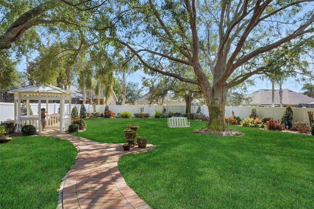 822 HART LAKE STREET, Winter Haven, FL 33884