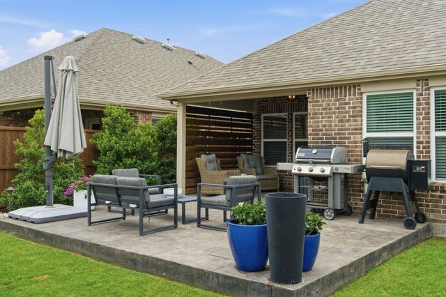 4865 Big Bear Circle, Fort Worth, TX 76244