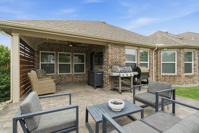 4865 Big Bear Circle, Fort Worth, TX 76244