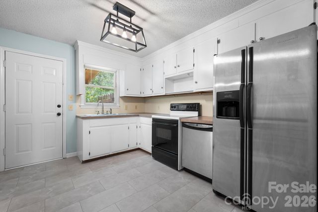 3579 High West Drive, Lenoir, NC 28645