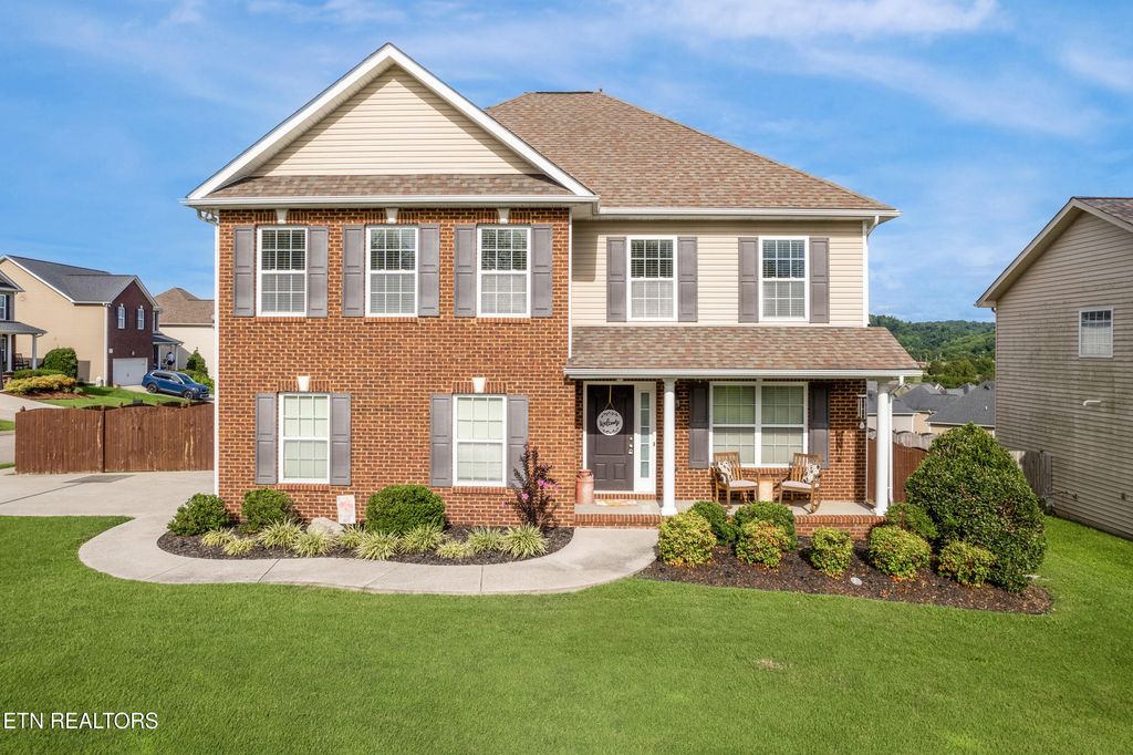 1840 Point Wood Drive, Knoxville, TN 37920