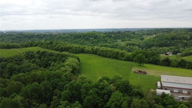 9999 Mckee Rd, White Oak, PA 15131