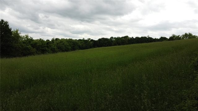 9999 Mckee Rd, White Oak, PA 15131