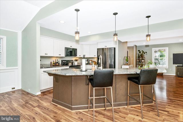 24717 SHOWBARN CIR, Damascus, MD 20872